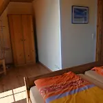 Nyaraló Haus Boddenperle *