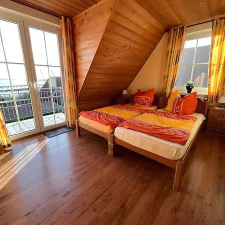 別荘 Haus Boddenperle *