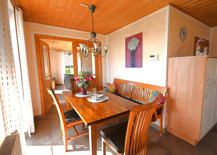Haus Boddenperle *
