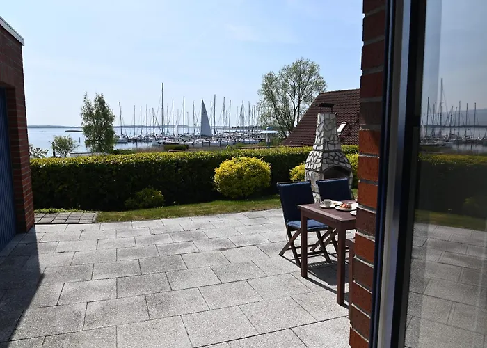 Semesterbostad Haus Boddenperle Breege